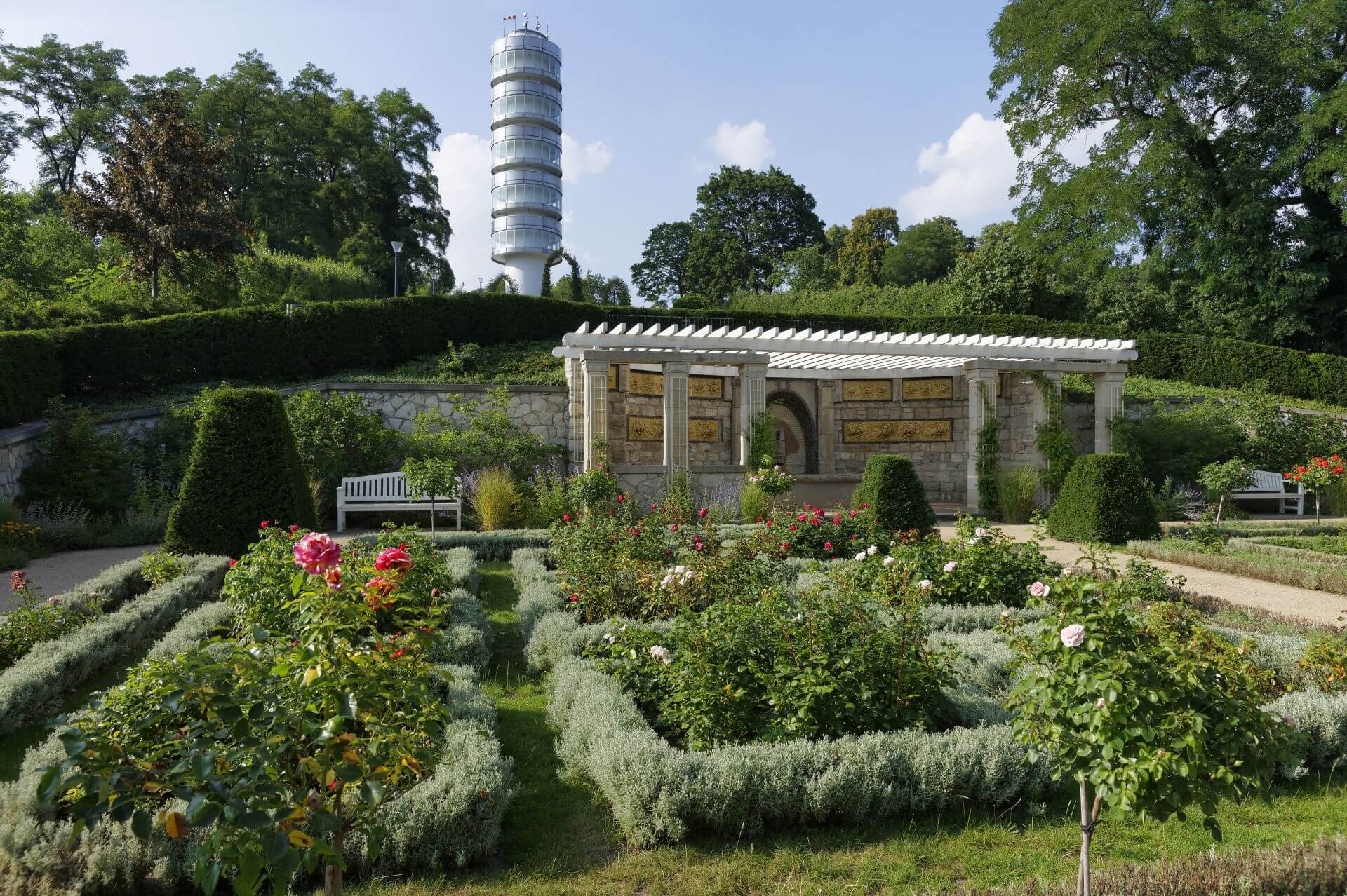 Marienberg mit Friedenswarte in Brandenburg an der Havel © Boettcher Marienberg mit Friedenswarte in Brandenburg an der Havel © Boettcher
